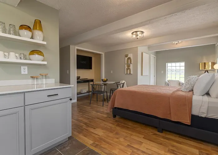 Converted Historic Full Kitchen, 3rd Flr Hotel
