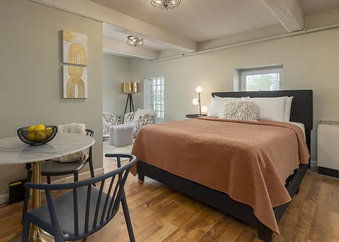 Converted Historic Full Kitchen, 3rd Flr Carbondale